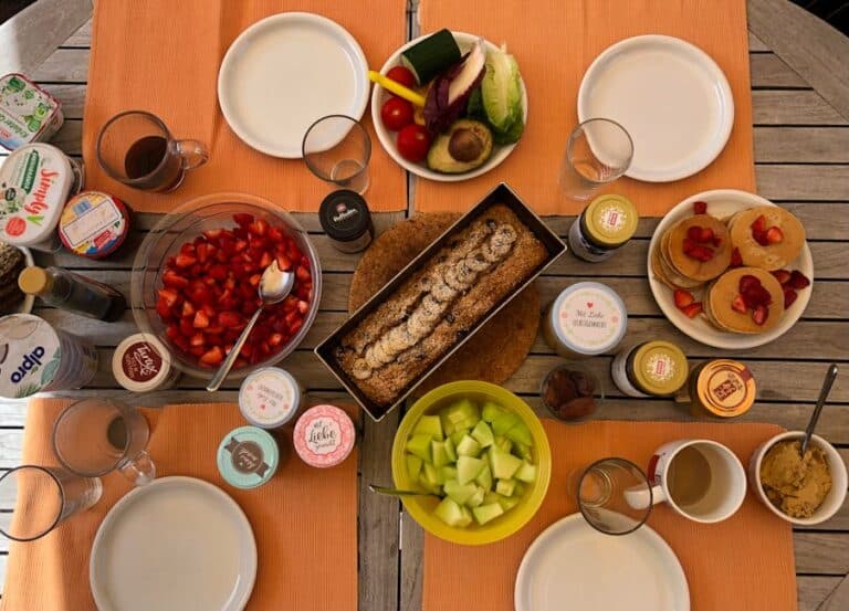 healthy cheap vegan breakfast